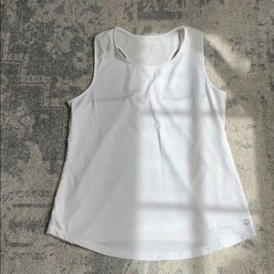 White Vineyard Vines workout tank - M - Never worn